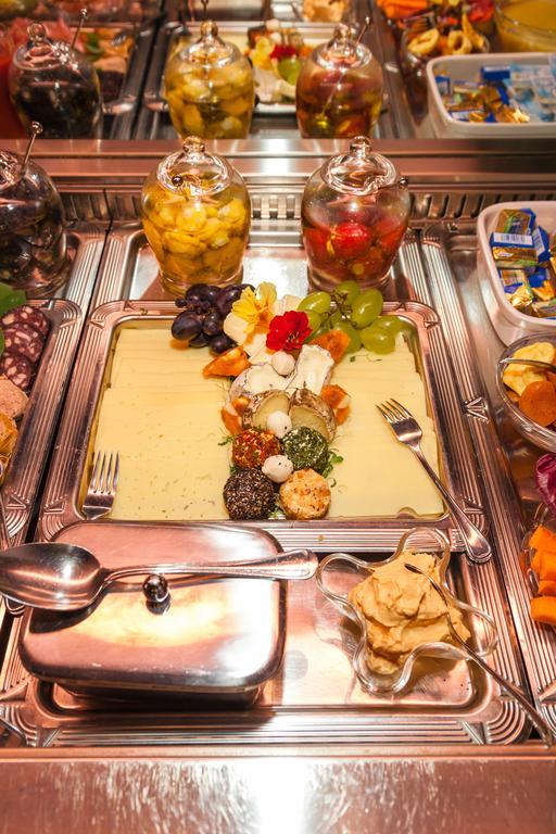 Hotel Tannenhof Baden-Baden Eksteriør billede