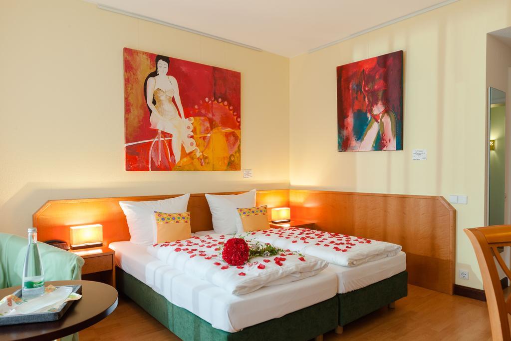 Hotel Tannenhof Baden-Baden Eksteriør billede